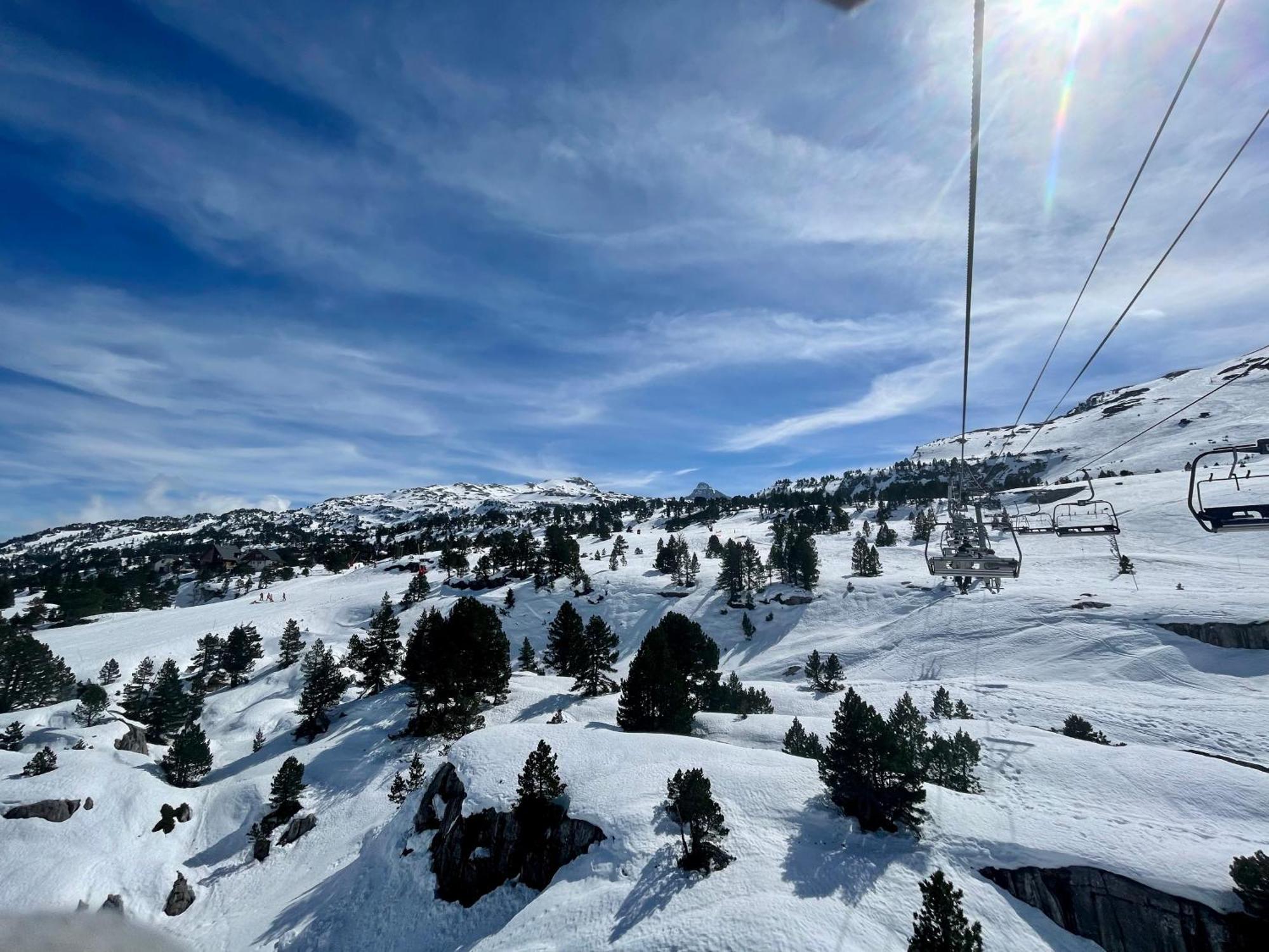 Au Coeur Des Montagnes ! Apartment Арет Екстериор снимка